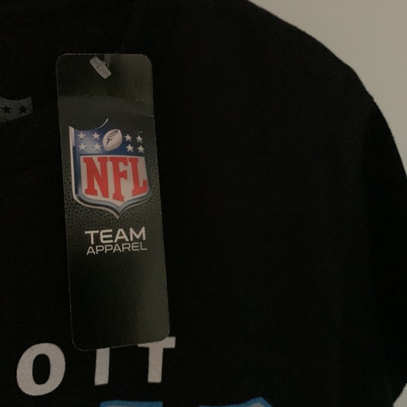 NFL Detroit Lions Black T-Shirt woman’s tee shirt size Small - Picture 3 of 7